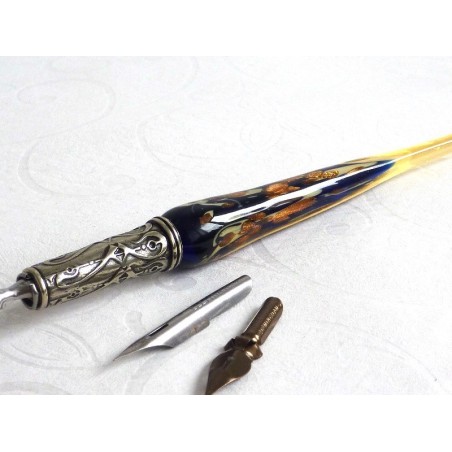 Calligrafia penna in vetro foglia d'oro e d'inchiostro