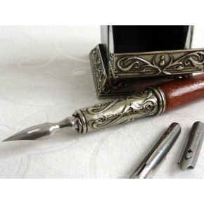 Wooden Calligraphy Dip Pen & Inkwell
