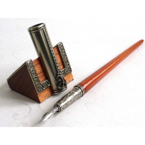 Wooden Dip Pen Inkwell & Pen Holder