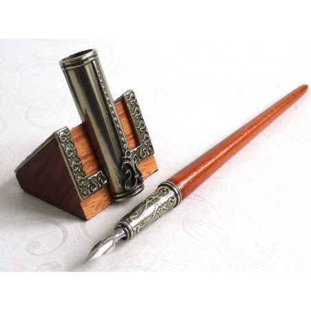 Penna calligrafica di legno, titolare calamaio e penna