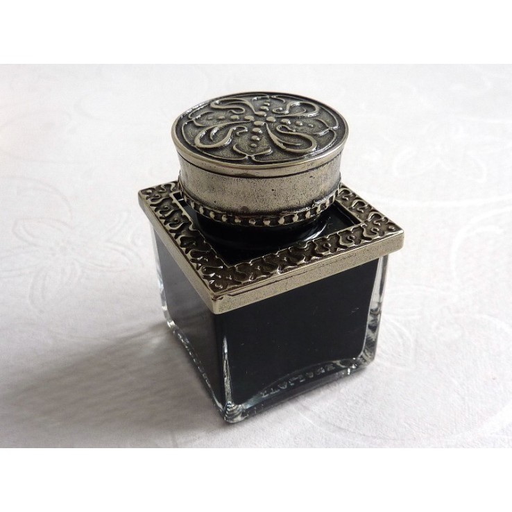 Feather Quill Dip Pen Inkwell & Pen Holder Feather Quill Dip Pen Inkwell & Pen Holder