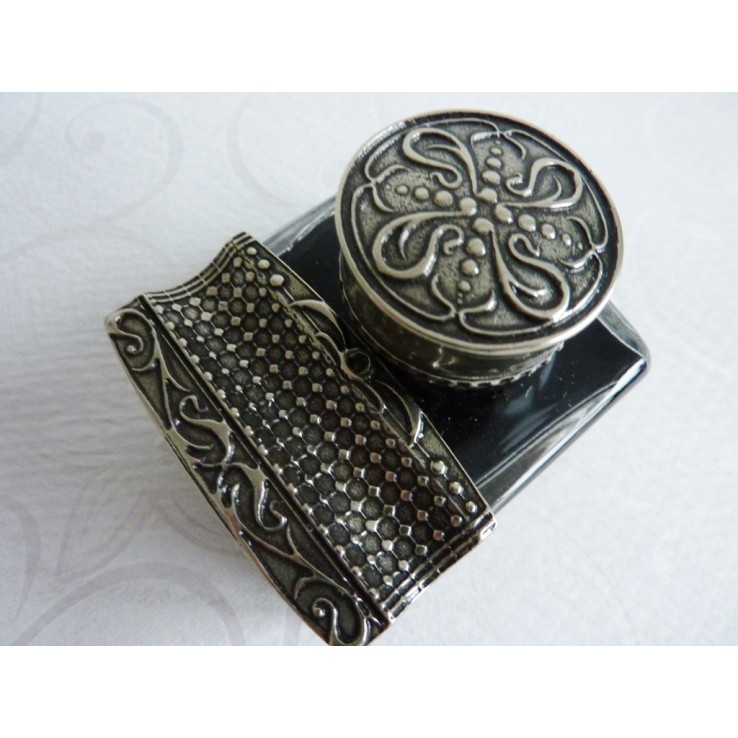 Alpaca Inkwell with Pen Rest Alpaca Inkwell with Pen Rest