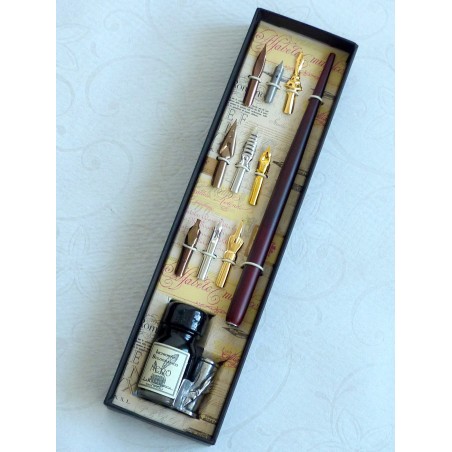 Stylo de calligraphie en bois