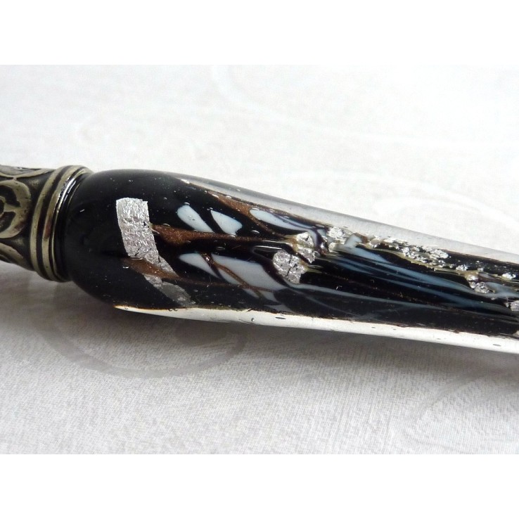 Calligrafia penna in vetro foglia argento e inchiostro Calligrafia penna in vetro foglia argento e inchiostro