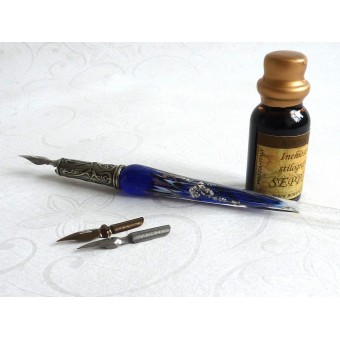 Calligrafia penna in vetro foglia argento e inchiostro 2