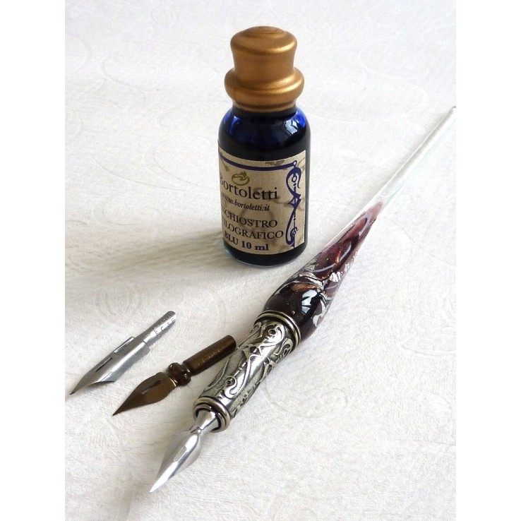 Calligrafia penna in vetro foglia argento e inchiostro Calligrafia penna in vetro foglia argento e inchiostro