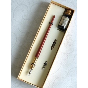 Penna calligrafica in legno e ottone