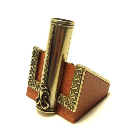 Holder af træ og alpaka