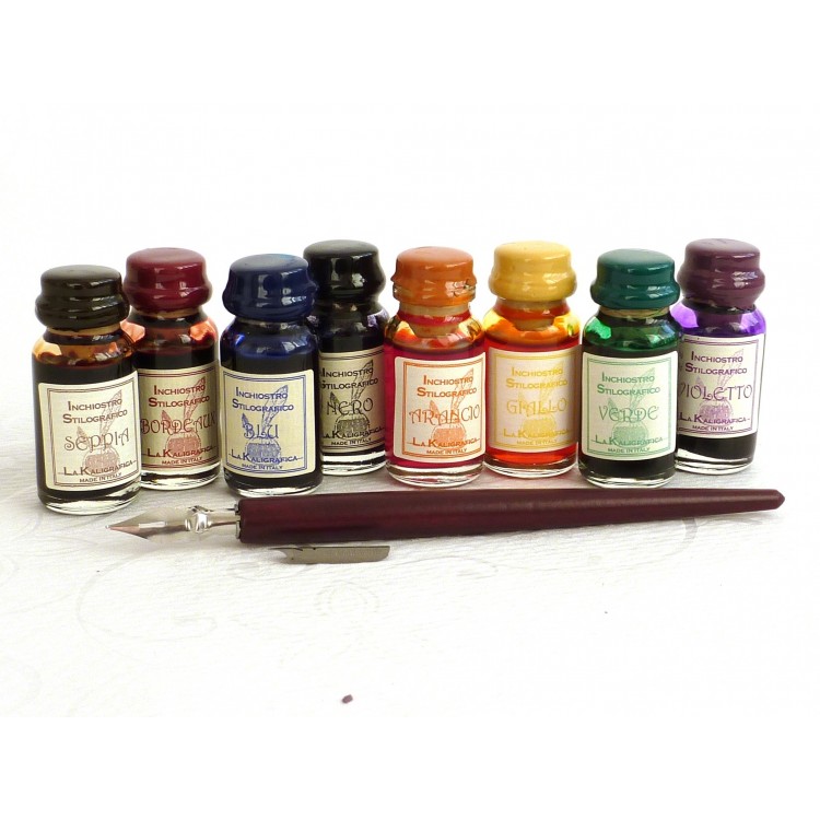 Kalligrafipenna i trä med 8 färger