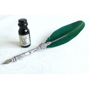 Piuma verde con penna in peltro