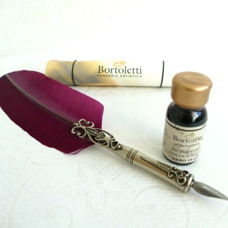 Gansfederstift, zwei Spitzen und Tinte