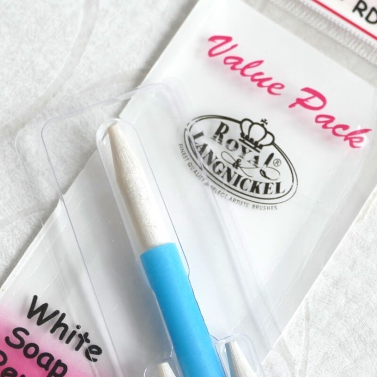 White soap stone pencil set White soap stone pencil set