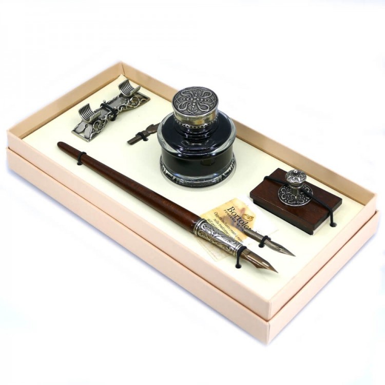 Wooden calligraphy writing set