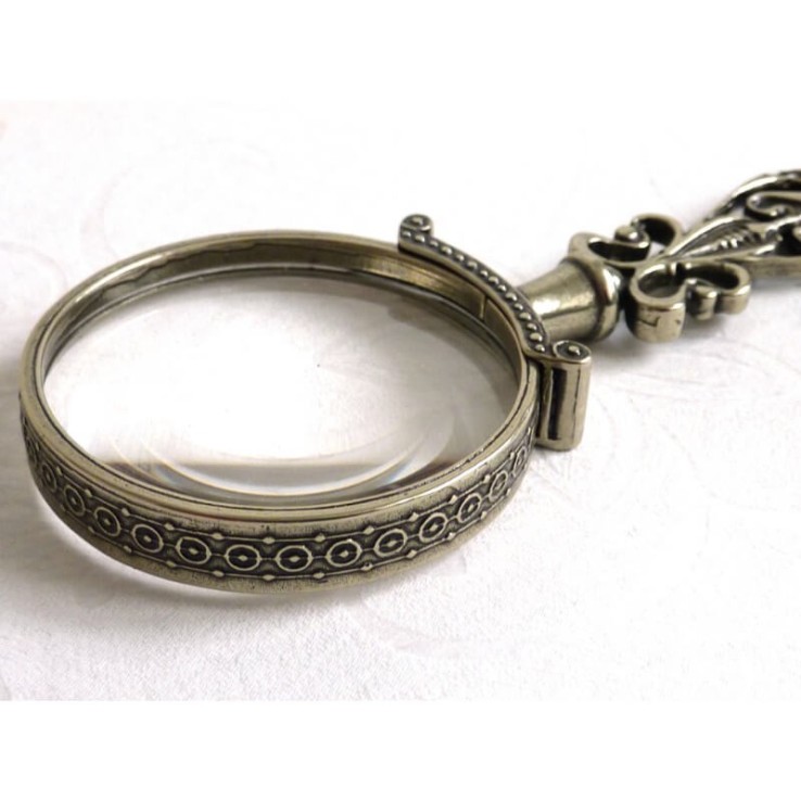 Bortoletti Dandalo magnifying glass detail