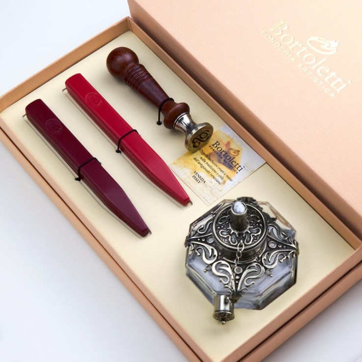 Bortoletti Rialto wax seal stamp set with wooden handle