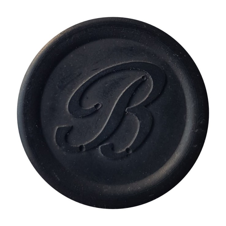 Elegant black wax seal created with Bortoletti sealing wax