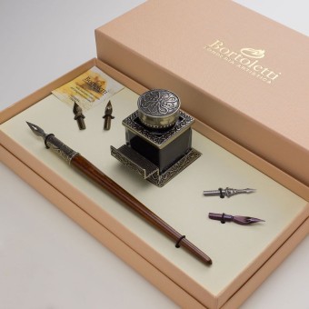 Bortoletti Palladio Holzkalligraphiesatz mit Bronze Inkwell