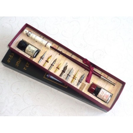 Ensemble de stylos de calligraphie en bois