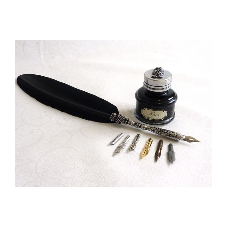 Black Feather Pen - Owl Design Black Feather Pen - Owl Design